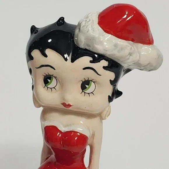 WADE 5.5 Betty Boop Christmas Cheer Limited Edition of 500 Porcelain Figurine